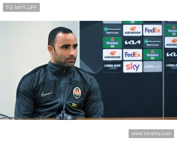 达韦尔萨迎回后卫伊斯梅利助力防线